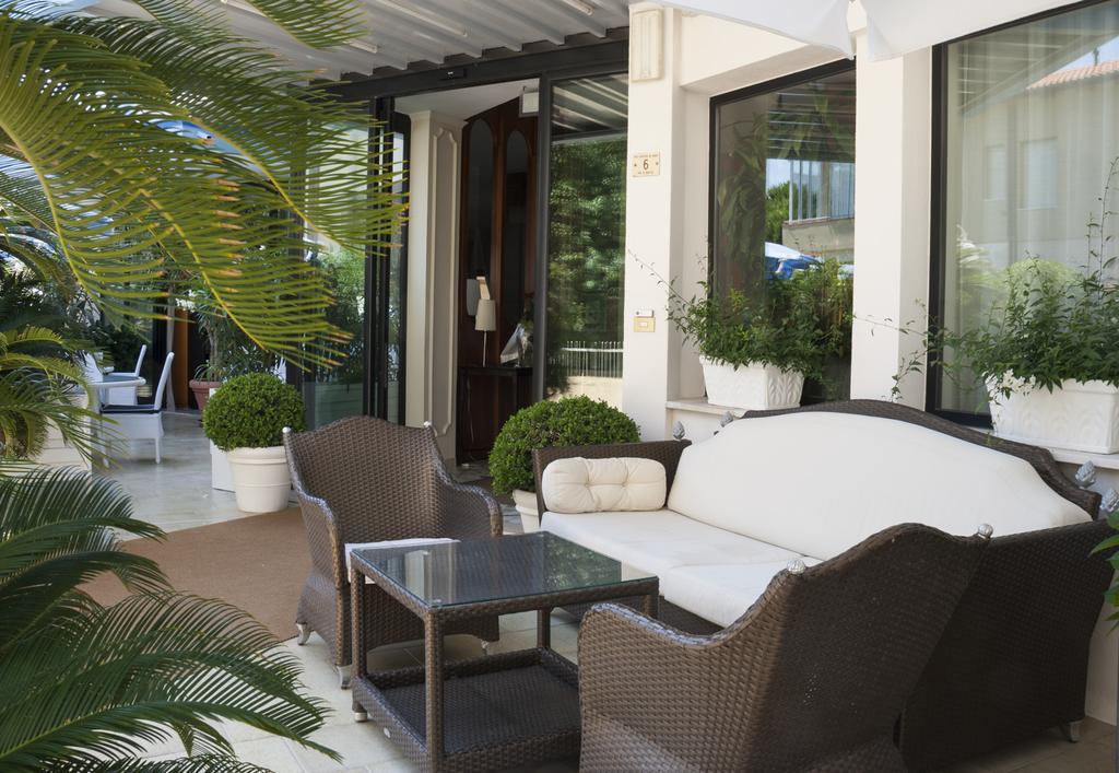 Hotel Plaza Esplanade Lido di Jesolo Kültér fotó