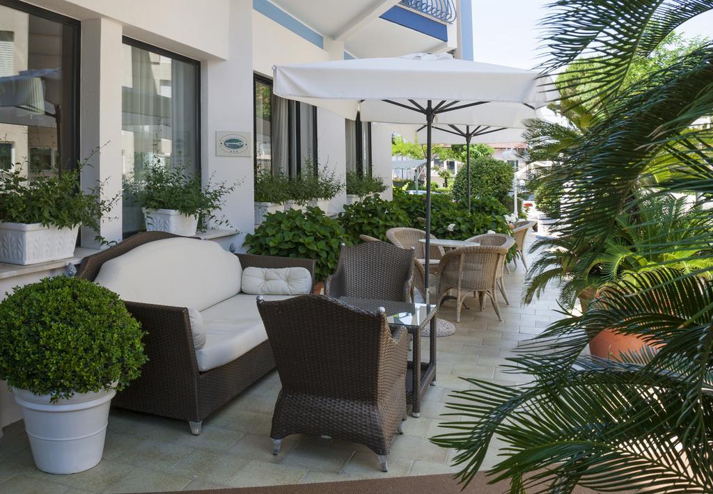 Hotel Plaza Esplanade Lido di Jesolo Kültér fotó