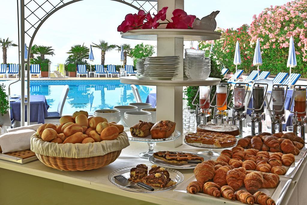Hotel Plaza Esplanade Lido di Jesolo Kültér fotó