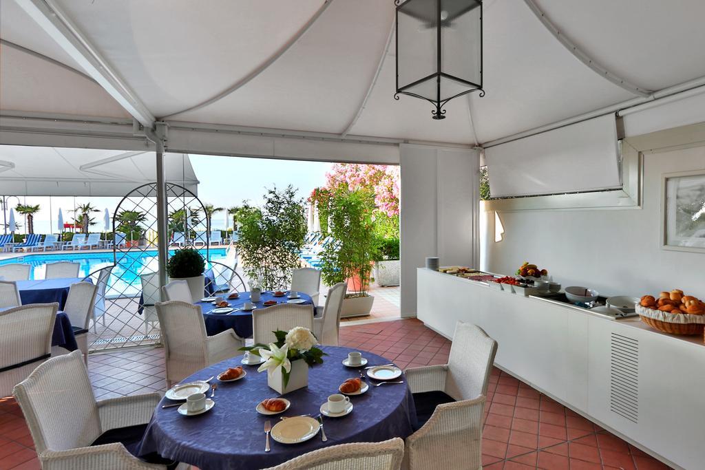 Hotel Plaza Esplanade Lido di Jesolo Kültér fotó