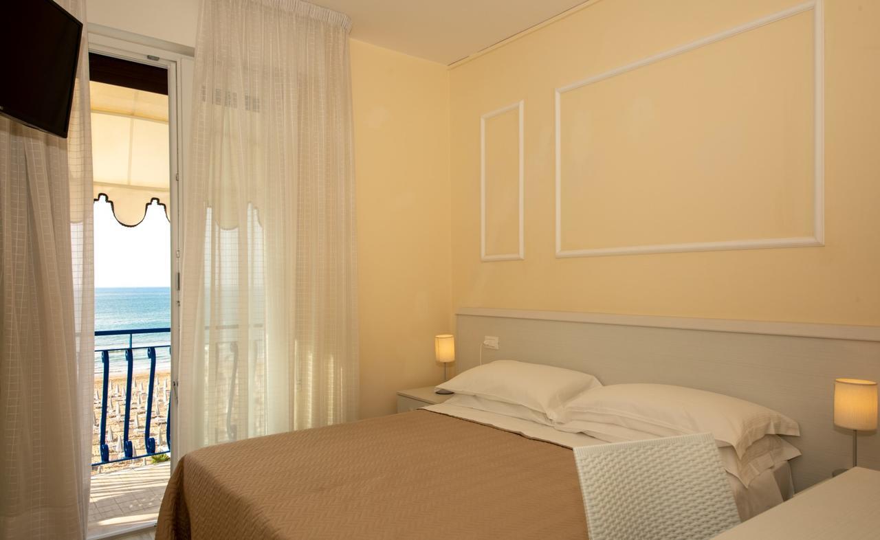 Hotel Plaza Esplanade Lido di Jesolo Kültér fotó